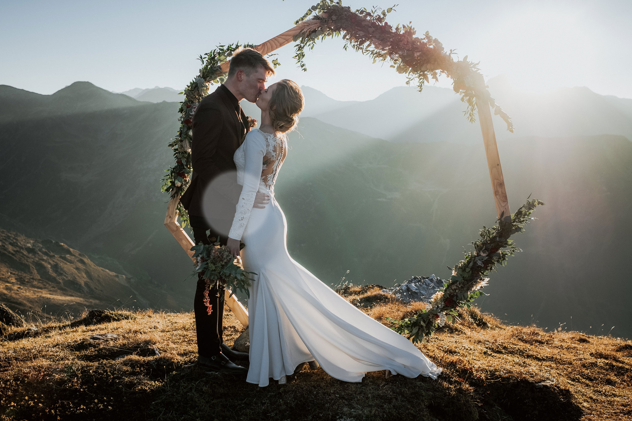 bridal-hair-and-makeup-Mountain-Wedding-Tyrol-005 bridalhairandmakeup makeup artist mountain wedding tyrol austria destination Wedding