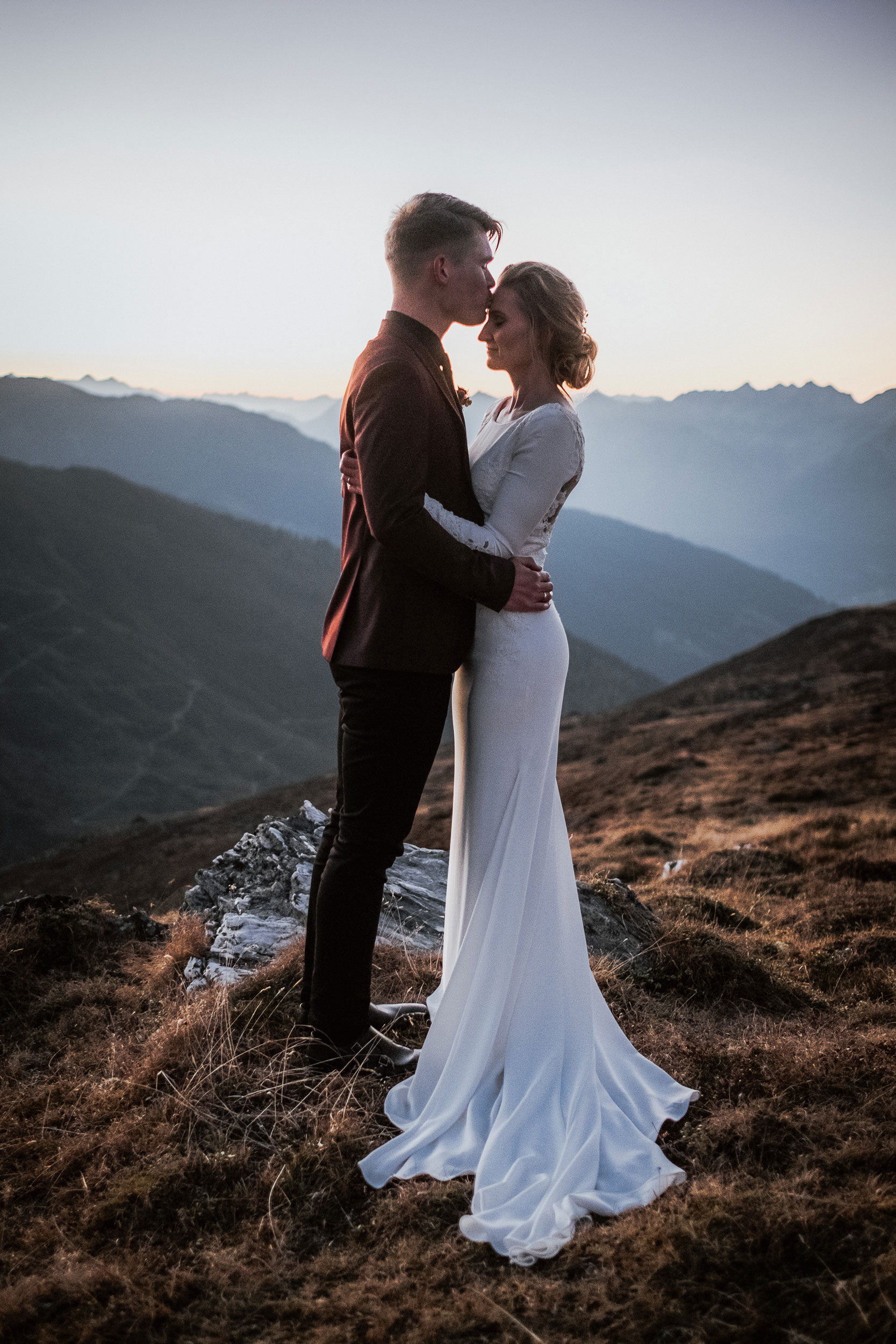 bridal-hair-and-makeup-Mountain-Wedding-Tyrol-007 bridalhairandmakeup makeup artist mountain wedding tyrol austria destination Wedding