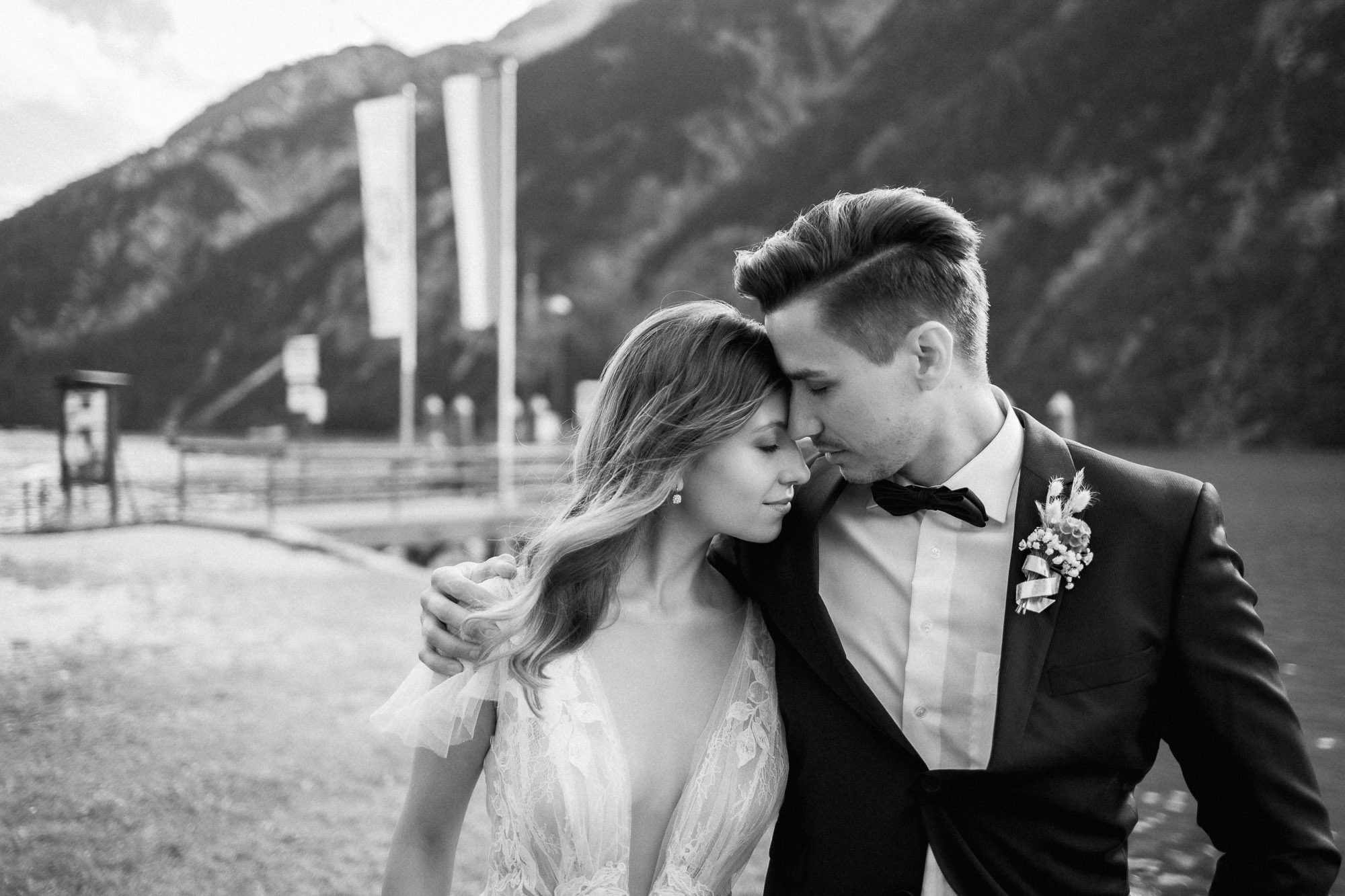 bridal-hair-and-makeup-achensee-tyrol-austria-styled-Wedding-010 bridalhairandmakeup makeup Artist achensee tyrol austria destination Wedding Melanie R.